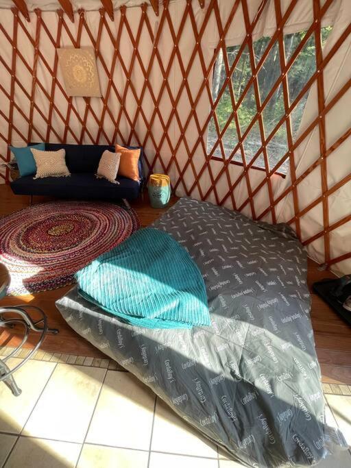 Villa Heated & Ac Yurt à Penn Yan Extérieur photo